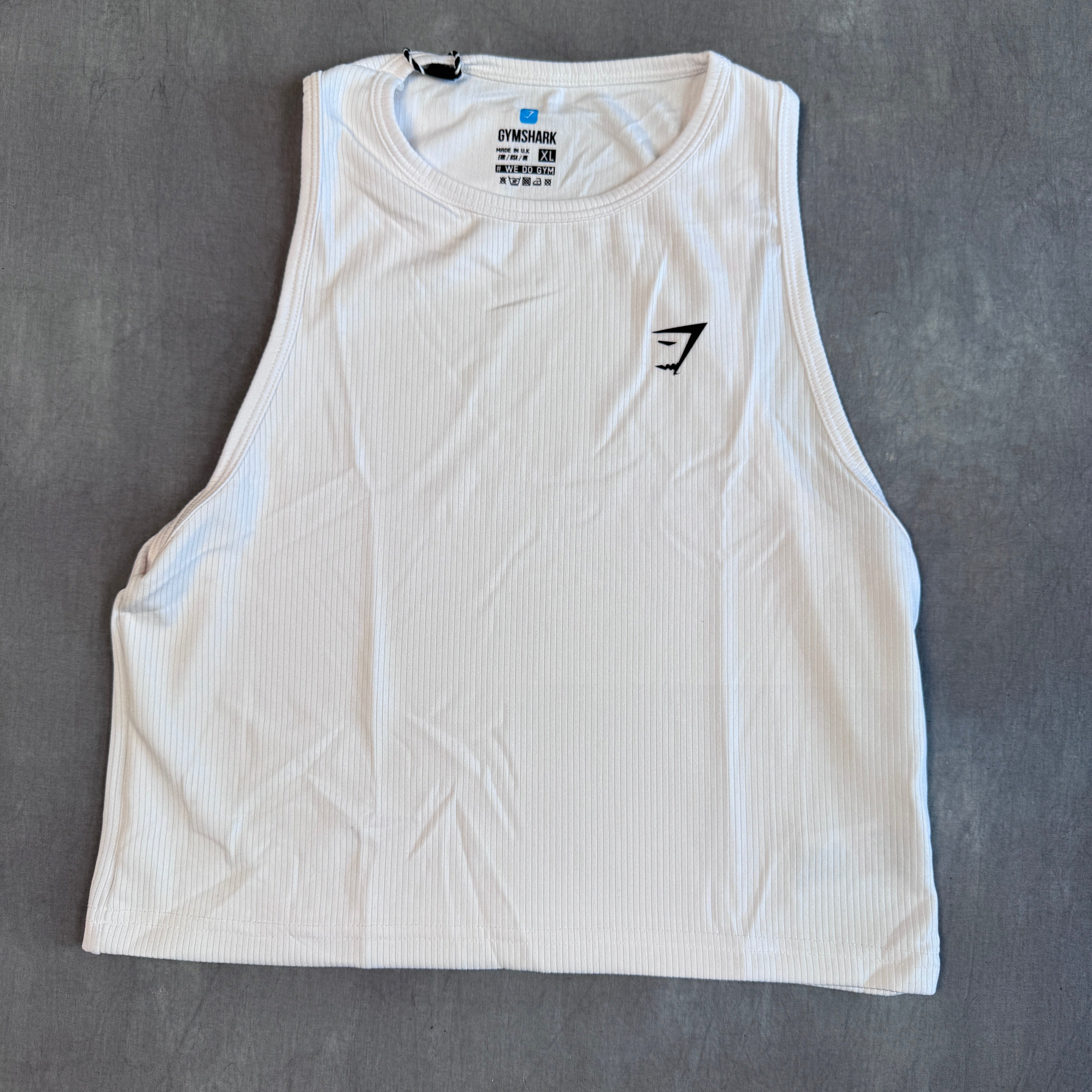 تشيرت قصير جم شارك